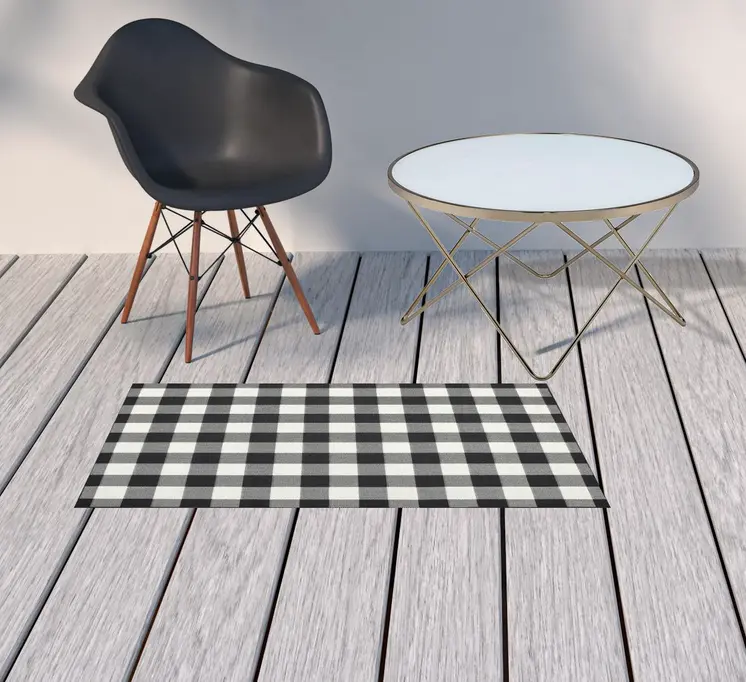 2' X 4' Black And Ivory Indoor Outdoor Area Rug