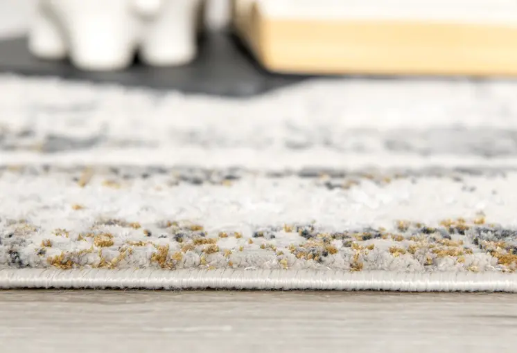 4' X 6' Gray and Ivory Abstract Power Loom Area Rug