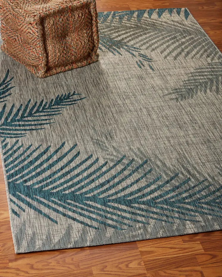 5' X 7' Gray Floral Indoor Outdoor Area Rug