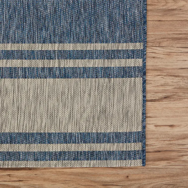 5' X 7' Blue And Gray Indoor Outdoor Area Rug