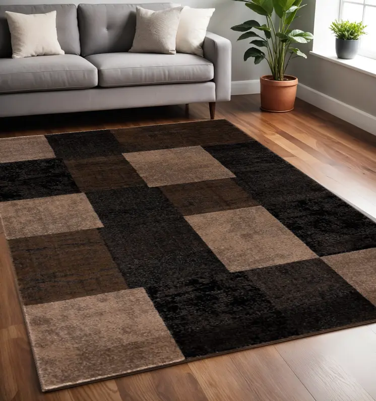 5' X 7' Black And Brown Geometric Distressed Area Rug