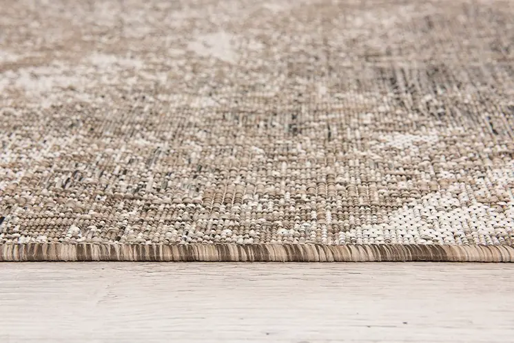 3' X 5' Ivory Distressed Diamonds Area Rug