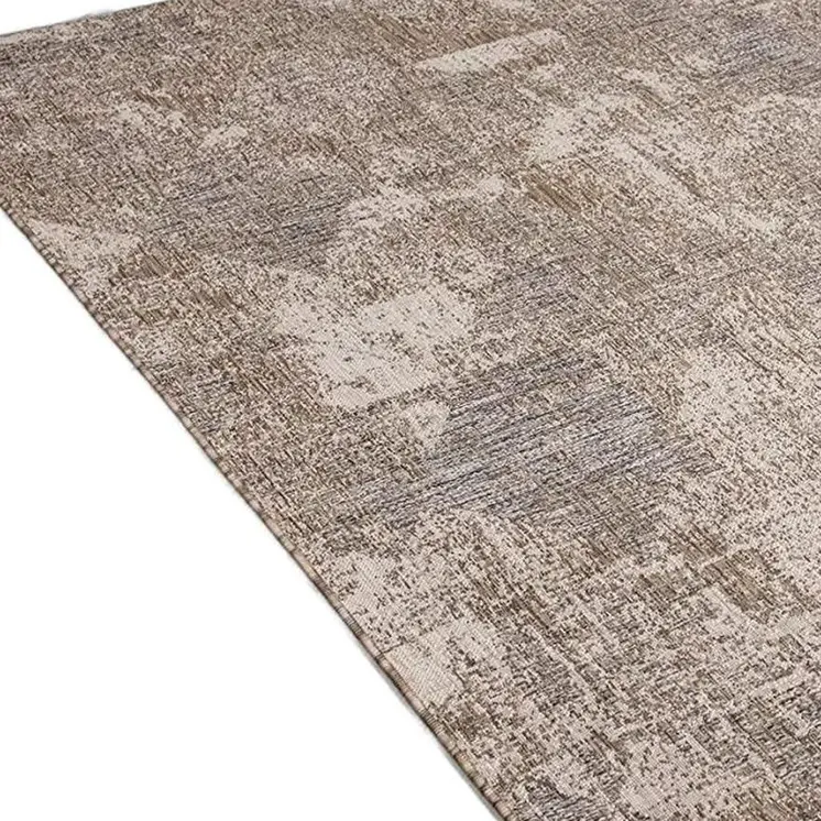 5' X 7' Gray and Ivory Abstract Area Rug