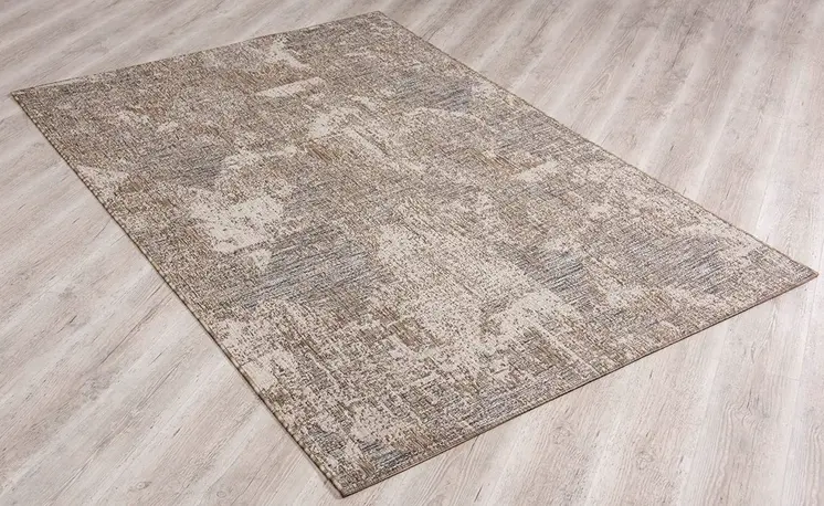 5' X 7' Gray and Ivory Abstract Area Rug