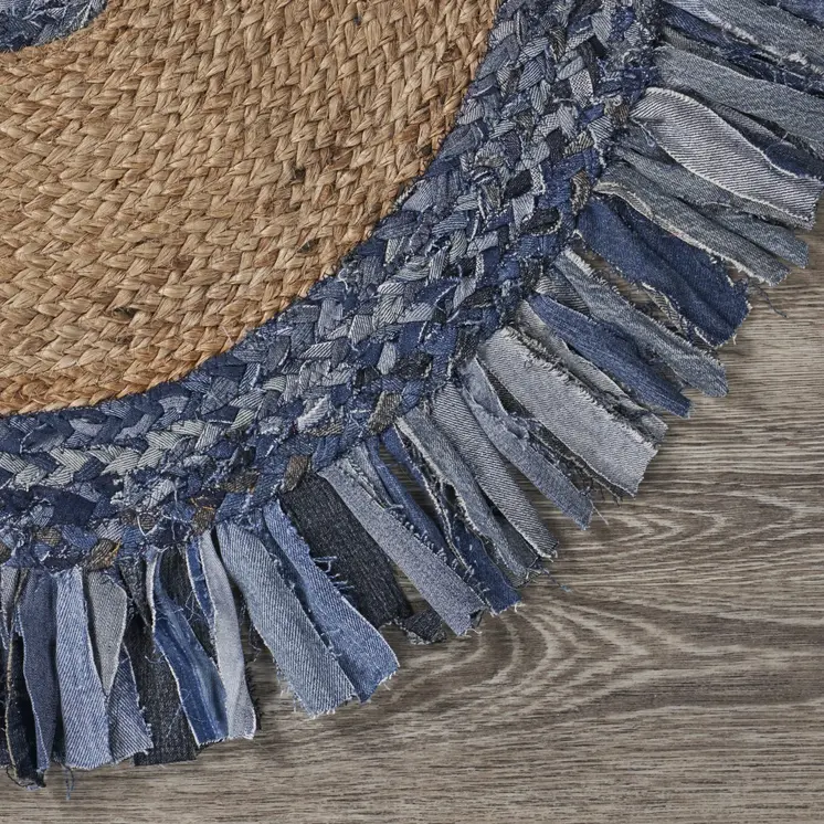 4' Blue And Beige Hand Woven Round Rug