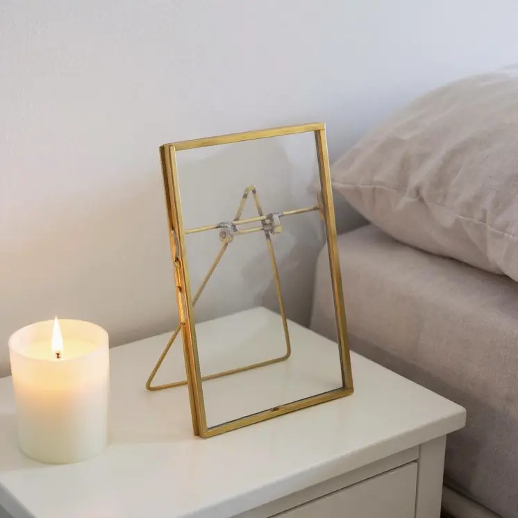 4" x 6" Gold Metal Tabletop Picture Frame
