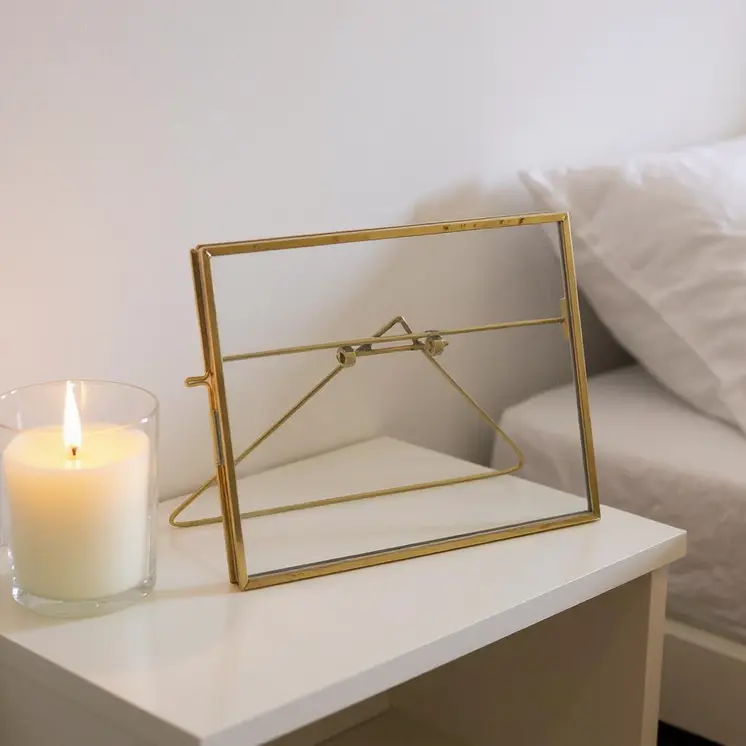 5" x 7" Gold Metal Tabletop Picture Frame