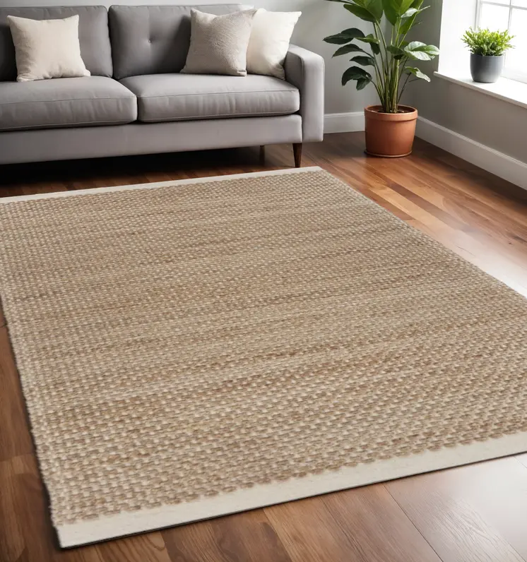 5' X 8' Tan and White Detailed Woven Area Rug