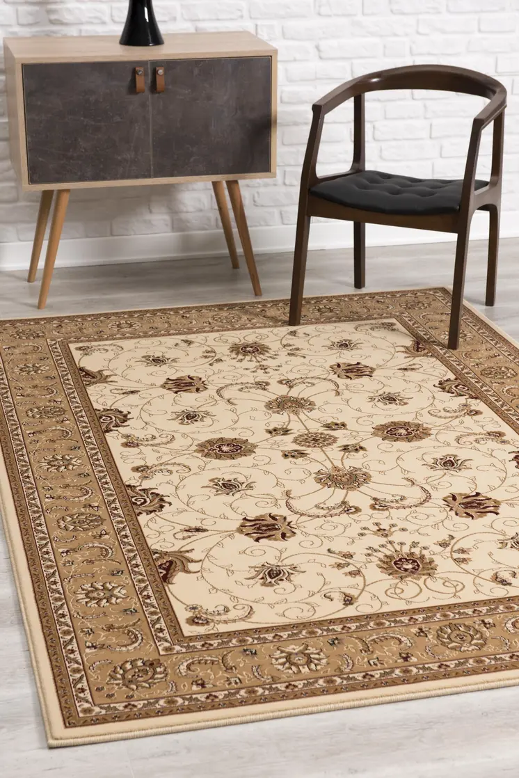 5' X 8' Beige And Ivory Oriental Area Rug