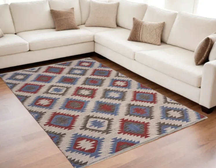 5' X 7' Red and Blue Geometric Diamonds Area Rug