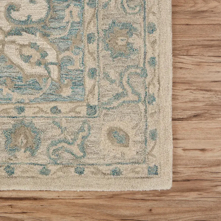 8' X 10' Turquoise and Cream Medallion Area Rug