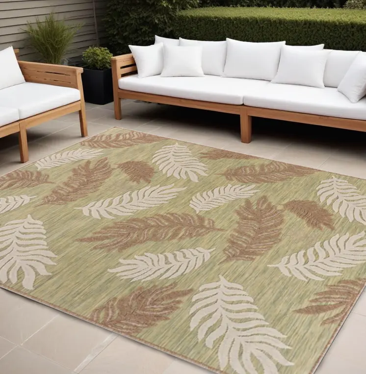 8' X 10' Green And Ivory Indoor Outdoor Area Rug