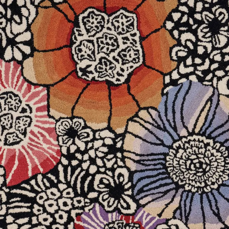 6' Round Red and Black Floral Blossom Area Rug