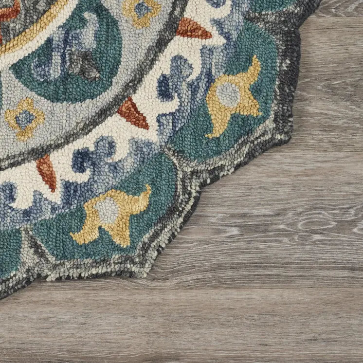 6' Green And Ivory Wool Hand Tufted Round Rug
