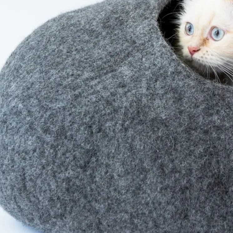 Heather Grey Cat Cave Bed