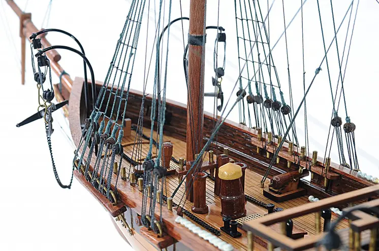 24" Wood Brown Solid Wood Hand Painted 1862 CSS Alabama Model Boat