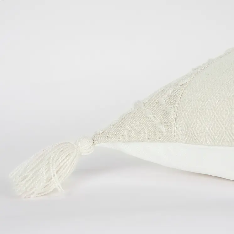20" Ivory Herringbone Cotton Throw Pillow With Tassles