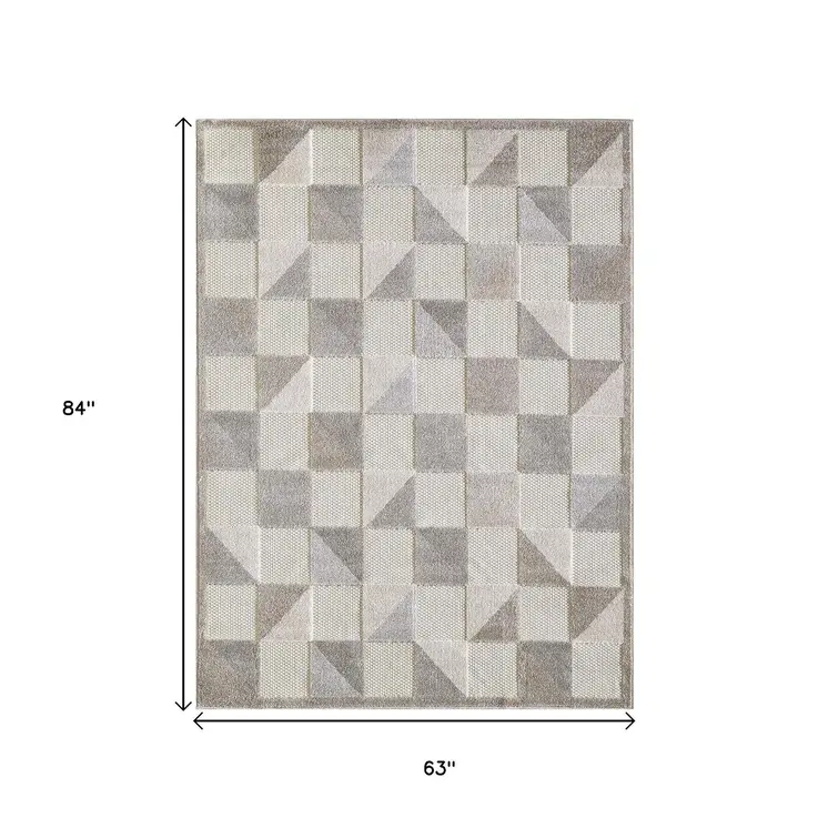 5' X 7' Gray Geometric Stain Resistant Indoor Outdoor Area Rug