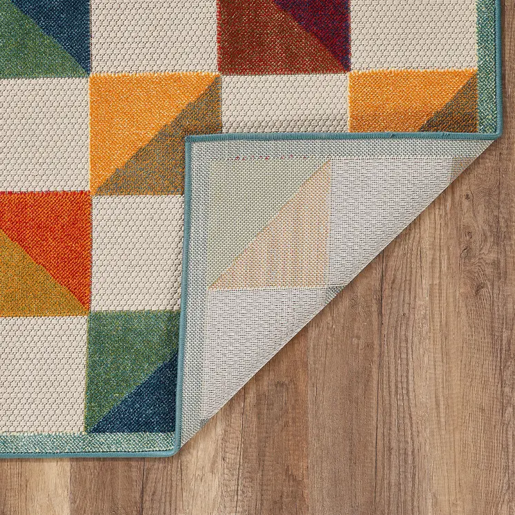 5' X 7' Orange And Ivory Indoor Outdoor Area Rug