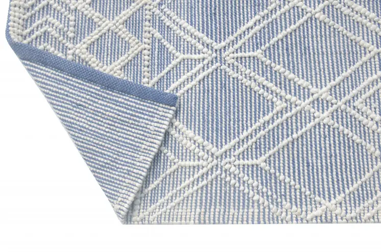 5' X 7' Blue and Ivory Geometric Handmade Area Rug