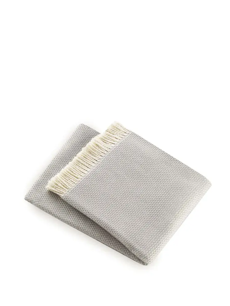 Soft Light Gray Links Pattern Throw Blanket