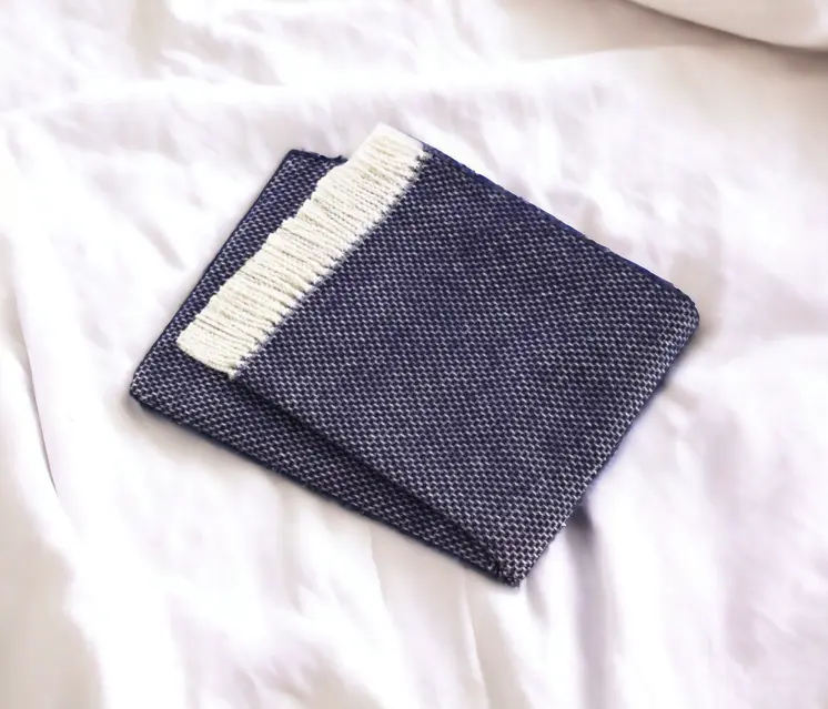 Soft Navy Blue Links Pattern Throw Blanket