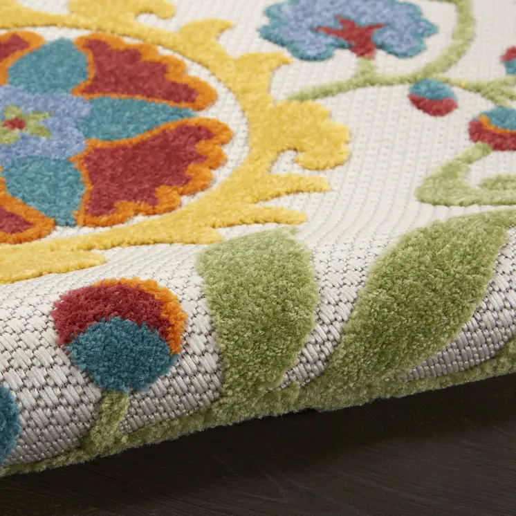 9' X 12' Green And Ivory Indoor Outdoor Area Rug