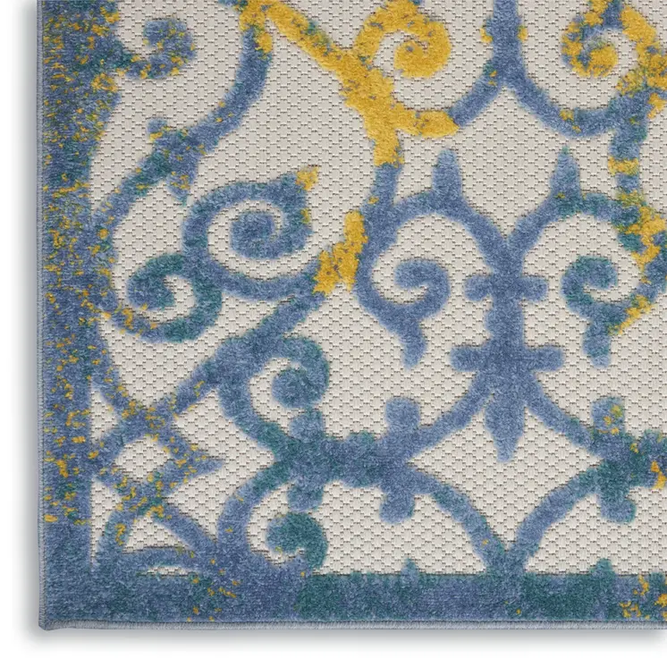 12' Ivory And Blue Indoor Outdoor Area Rug