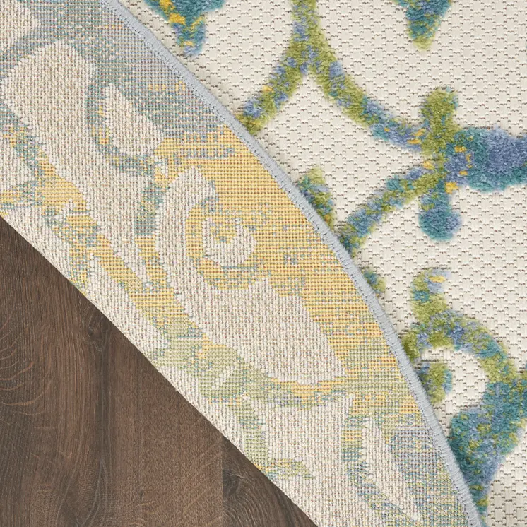 8' X 8' Ivory And Blue Round Indoor Outdoor Area Rug