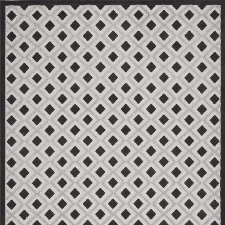 12' X 15' Black And White Gingham Non Skid Indoor Outdoor Area Rug