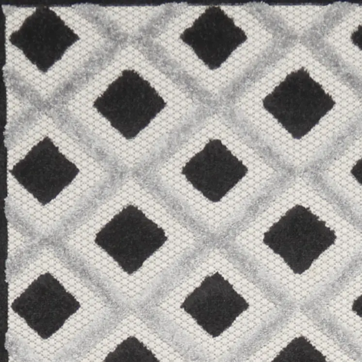 12' Black And White Indoor Outdoor Runner Rug