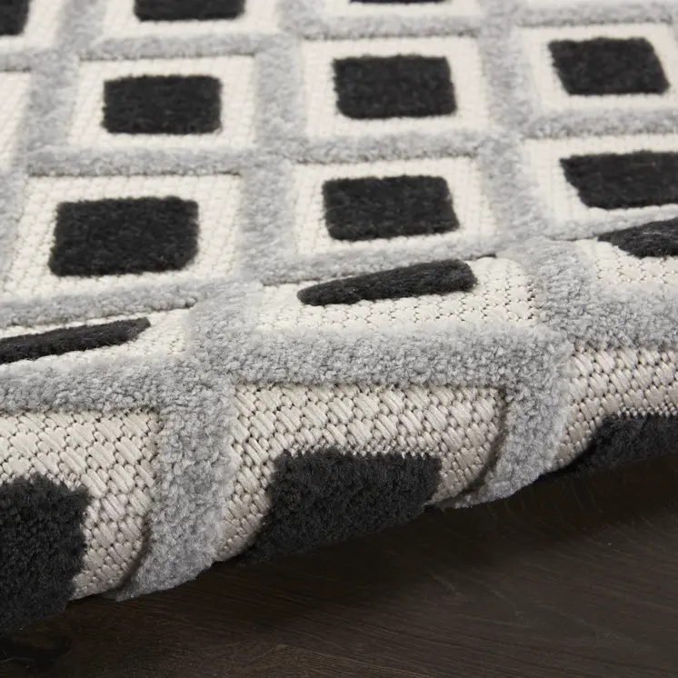 12' Black And White Indoor Outdoor Runner Rug