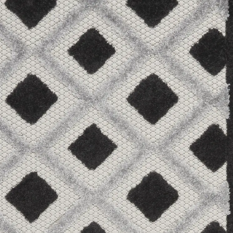 8' Black And White Indoor Outdoor Runner Rug