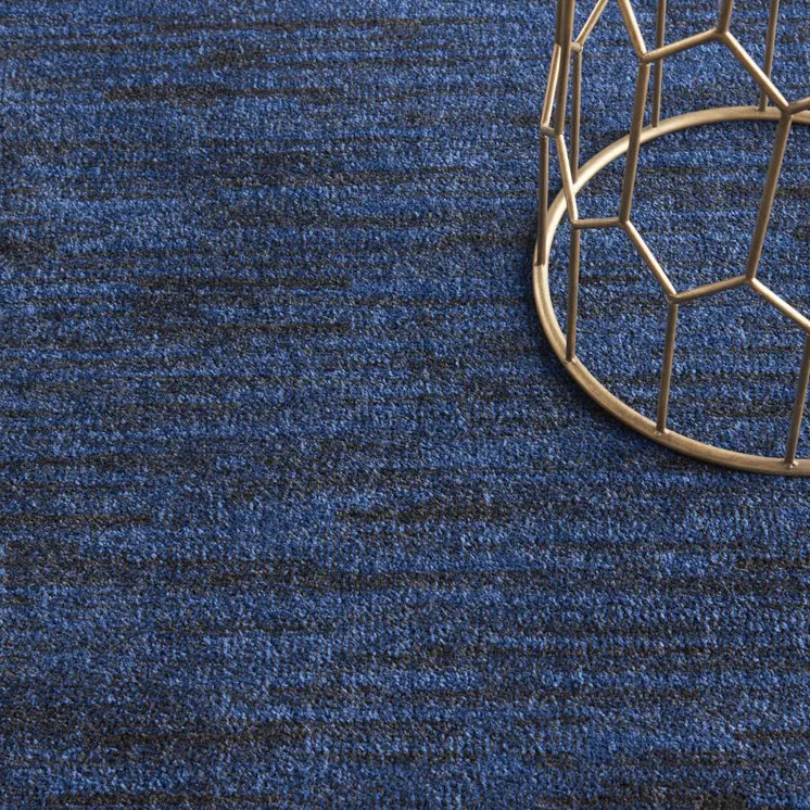 5' X 7' Midnight Blue Stain Resistant Indoor Outdoor Area Rug
