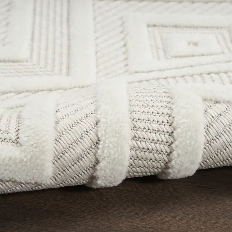 5' X 7' Ivory Indoor Outdoor Area Rug