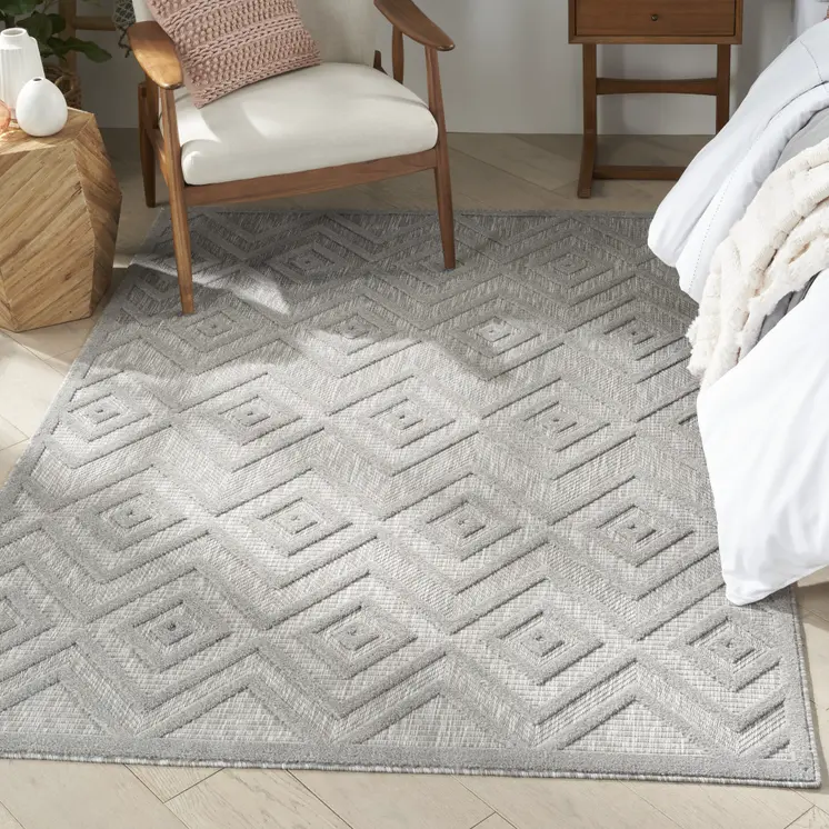 5' X 7' Gray Indoor Outdoor Area Rug