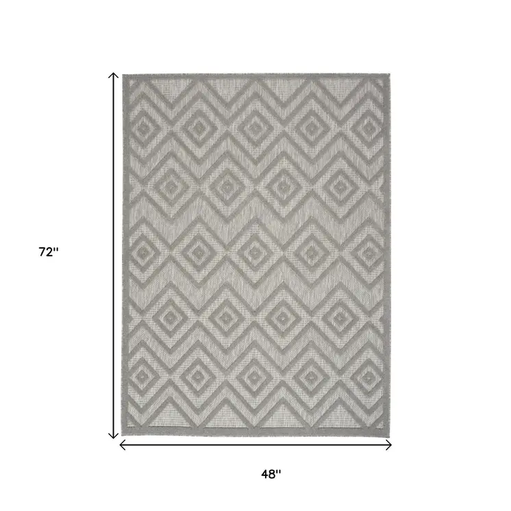 4' X 6' Gray Indoor Outdoor Area Rug