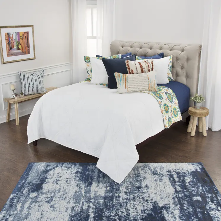 White Geometric King Quilt