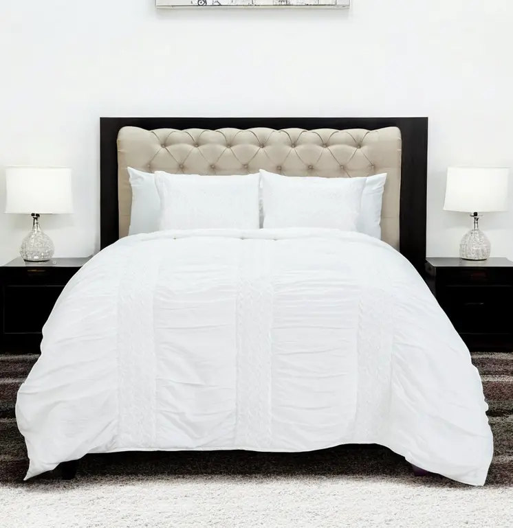 White Geometric Queen Quilt