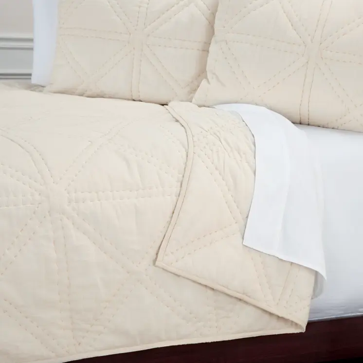 Set of Two Ivory Geometric Twin Extra Long Quilt