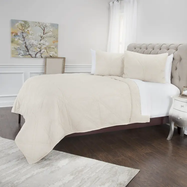 Set of Two Ivory Geometric Twin Extra Long Quilt