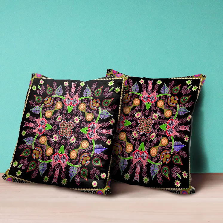 18" X 18" Black and Pink Broadcloth Paisley Zippered Pillow