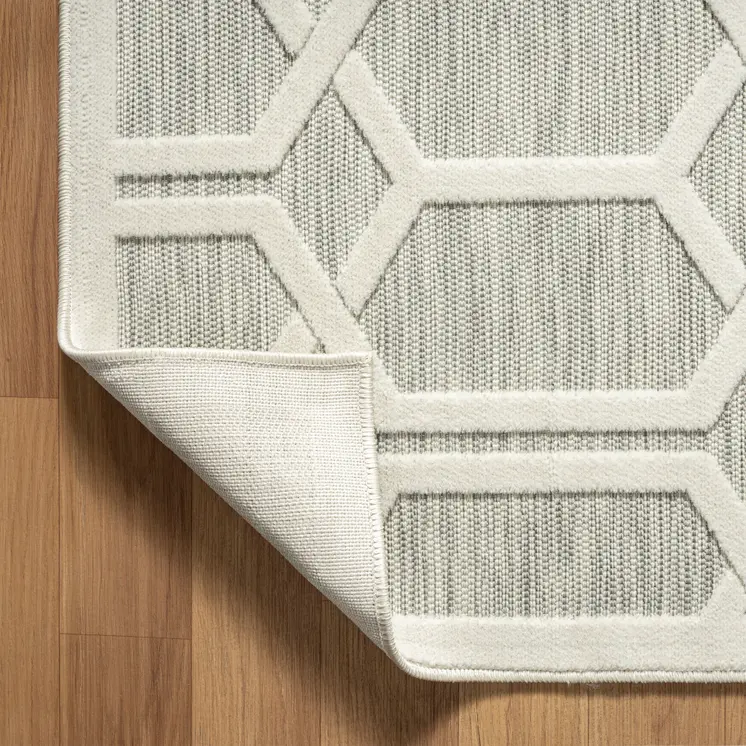 8' X 10' Gray And Ivory Indoor Outdoor Area Rug