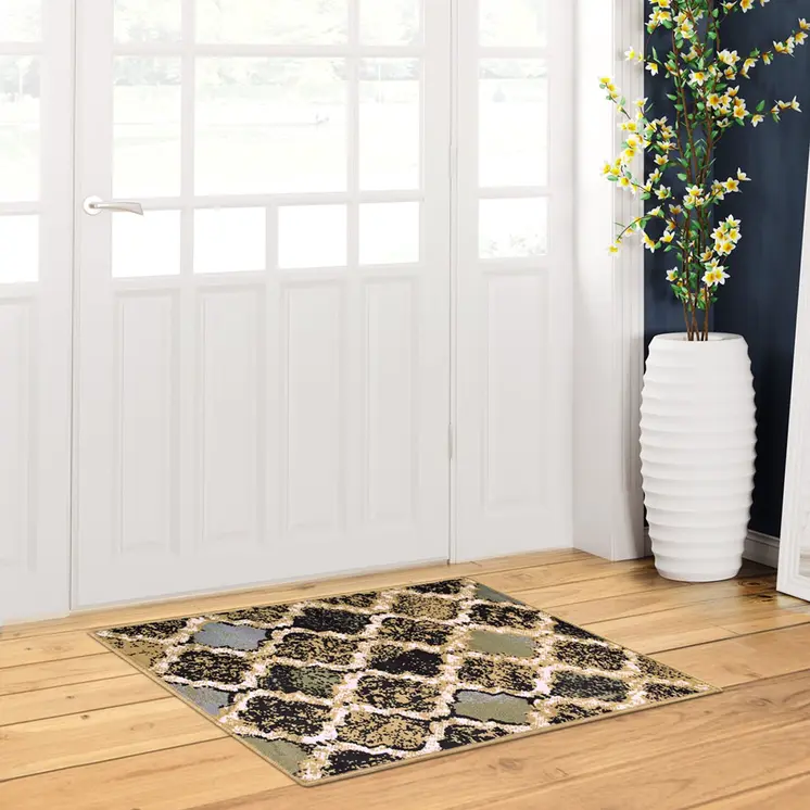 2' X 3' Multi Color Quatrefoil Power Loom Distressed Stain Resistant Area Rug
