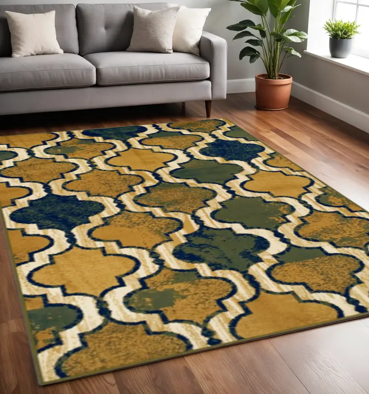 5' X 8' Green Quatrefoil Power Loom Distressed Stain Resistant Area Rug