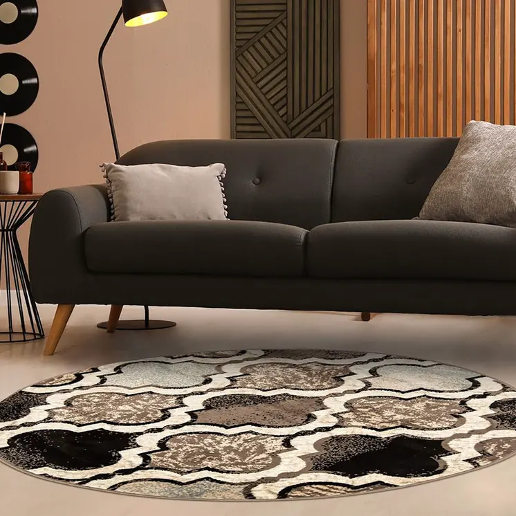 8' Ivory Quatrefoil Distressed Round Rug