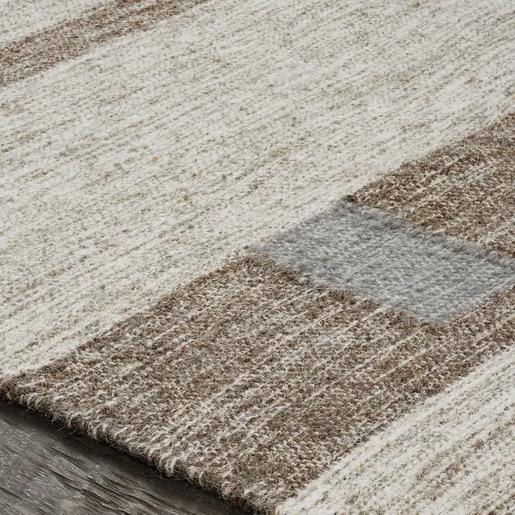 5' X 8' Gray Geometric Flatweave Handmade Area Rug With Fringe
