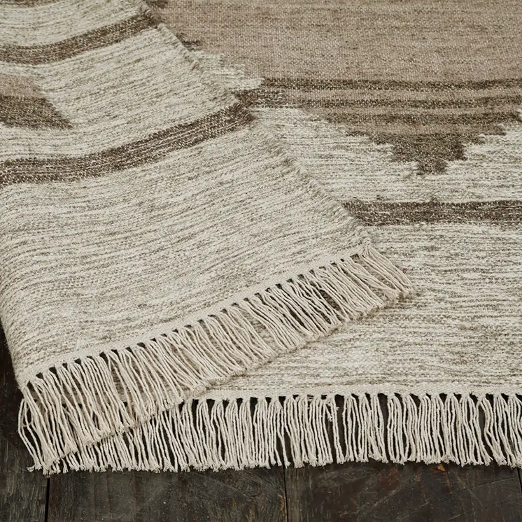 5' X 8' Gray Geometric Flatweave Handmade Area Rug With Fringe