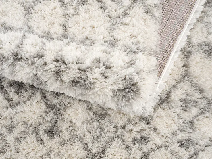 5' X 8' Gray and Ivory Southwestern Shag Power Loom Area Rug