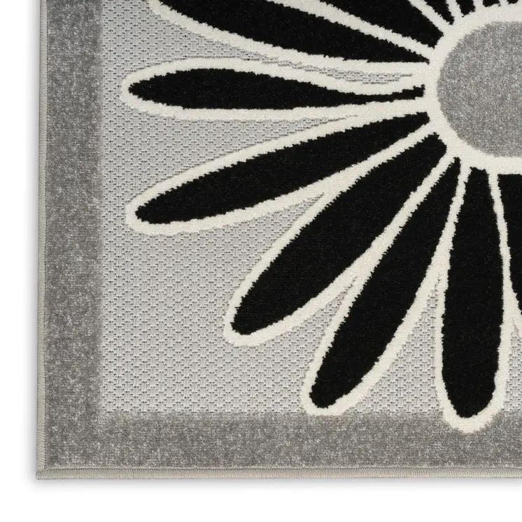 5' X 8' Black And White Floral Stain Resistant Non Skid Area Rug
